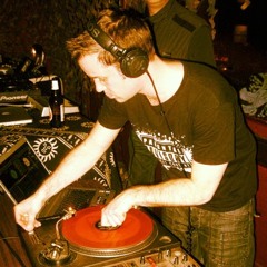 The 'Funk Sessions' on the Ramp Shows Blog - April 2012 (Guestmixes by Some DJ & Snowy D)