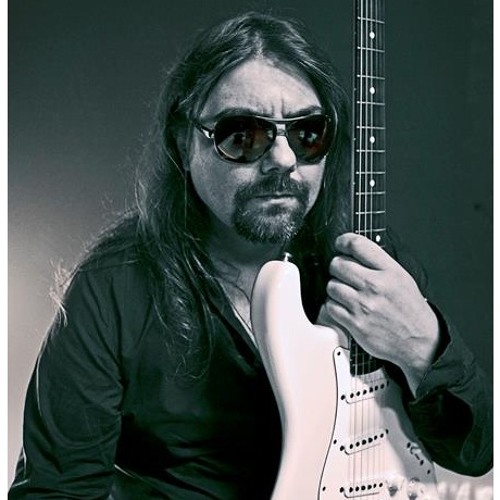 Stream FRAN MUÑOZ - Creedence Clearwater Revival COVER - Long as i can ...
