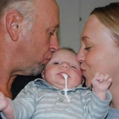 Bebé que vomita y luego se siente mejor pero se vuelve a sentir mal despues