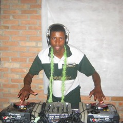 Montagem (( mc magrinho buceta tipo trem .v.s mandela ))  DJ RAFAEL DA GROTA DE NITEROI