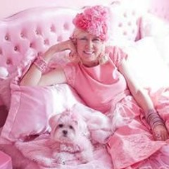 The Pink Lady Is Getting Fucked Tonight, I Fink....