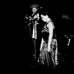 LA BRUJA (ROOTS-ROCKER-CUMBIA) -  feat. OLINKA - (the good witch)..