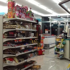 10CM again, after a superb live performance at 대진대 at GS25 Mart