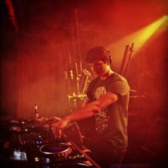 ILL Audio - Never Be The Same ft Skin (Rollz Remix)