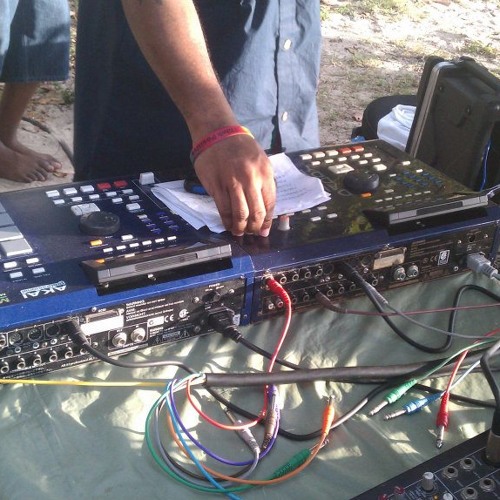 Fave Box Man Riddims 2012 ft. Selecta C-Melz