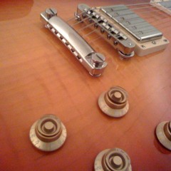 Guitar Feedback (Live 20120520 0221 Session 040)