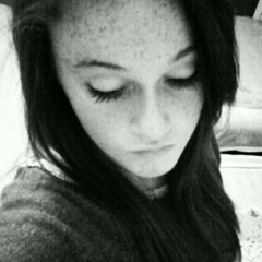 " One Last Time" A Song That I Wrote In Dedication To My Grandma Cofini The One I Shaved My Head For, My Bestfriend That's Now Gone, But Living Forever In Heven I Love And Miss Her So Much It Was So Hard To Not Cry While Singing This! ;(