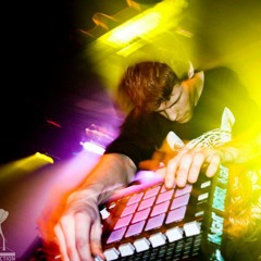 Purity Ring - Obedear (Jake Robertz Remix) AfroMonk.com Exclusive