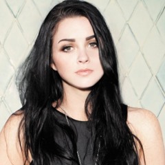 Annabel Fay sings Nicki Minaj Starship