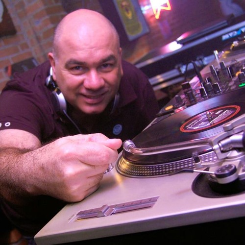 Set do DJ Marcos Freitas - Dia - 28052012