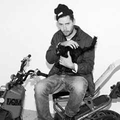 i-DJ: Rampa
