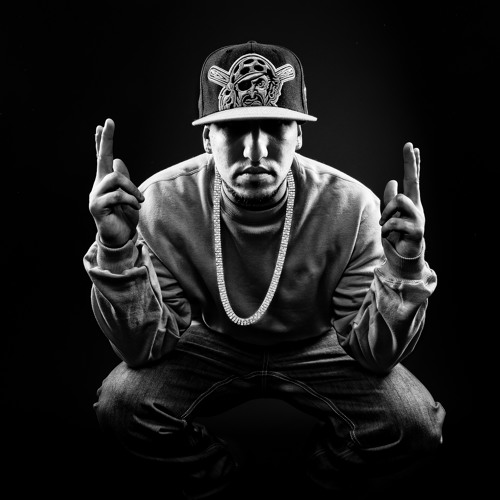 Stream Blu Griffey Feat Eminem - Scary Movie Remix by Blu Griffey | Listen  online for free on SoundCloud