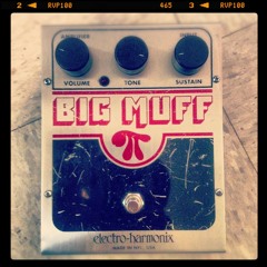 An afternoon wiv a fuzz pedal and a storm cloud