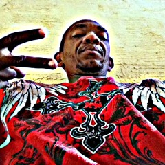 Cyborg2012 - Kwatum O.M.G. Remix Featuring irX