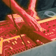 The FREAK with DOUBLE 'E'  Live Acid Bass @ TeknoSucks0051 release broadcast June 2012