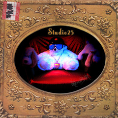 Studio25 feat. Kroma :: Urlaub