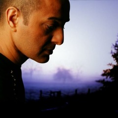 Omar Akram - Take My Hand (سّحِر النَغَمْ)
