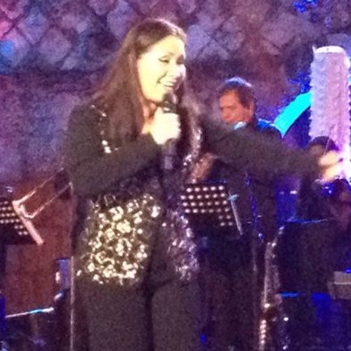 Stream Ana Gabriel grabará mañana en concierto su nuevo disco en