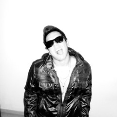 Dejenme Amarla - Skroer Ft. Romo One