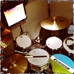 MESSIN WIT QUESTLOVE DRUMS