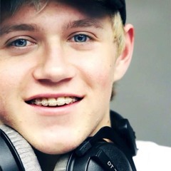 Niall Horan on Radio 1 Star Caller 12th February 2012