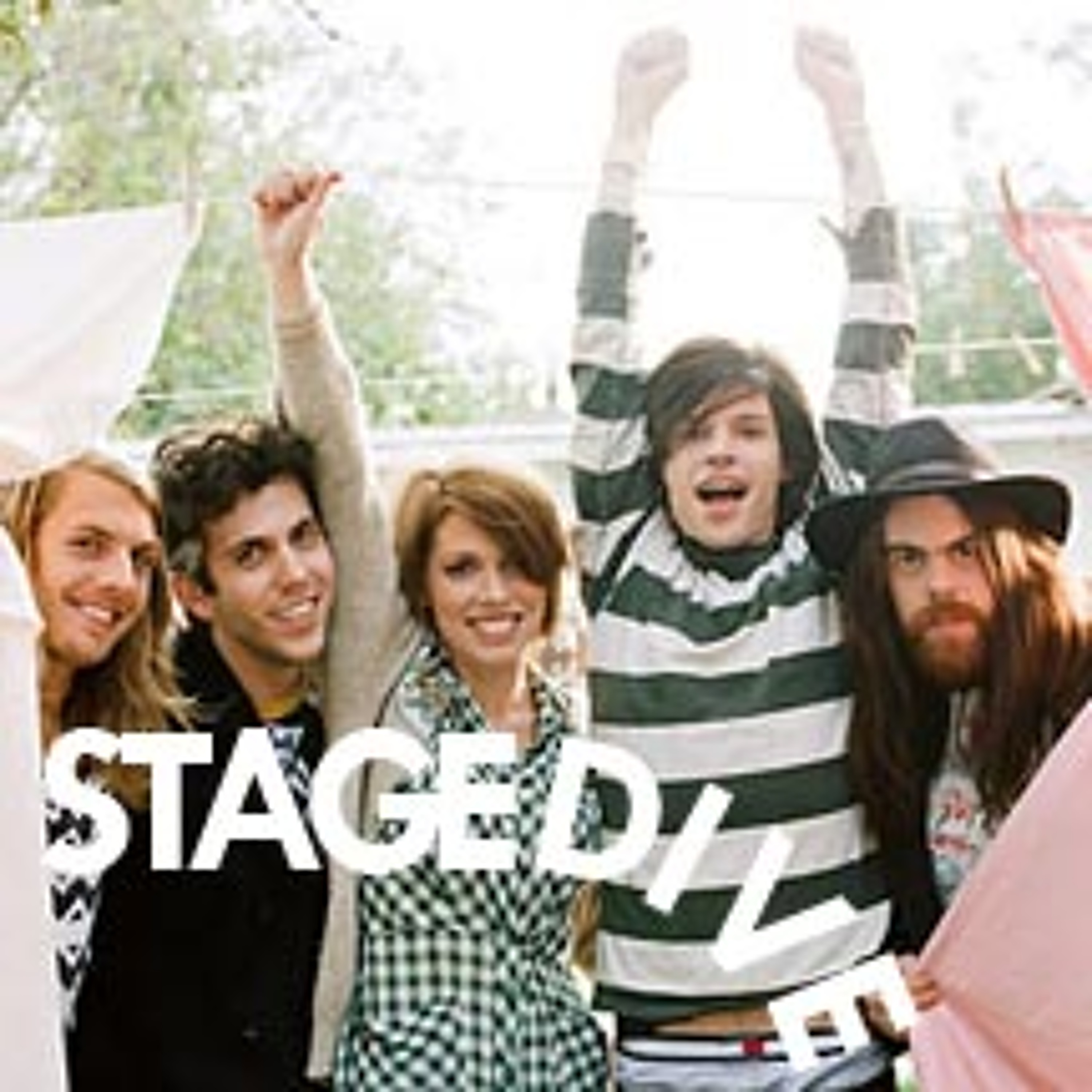 Stagedive -7- Grouplove