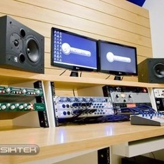 Sample Studio MusikTek - Andra and The Backbone