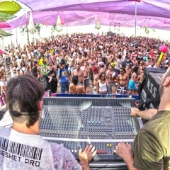 LOUD - 30,000 People on our Private Dancefloor