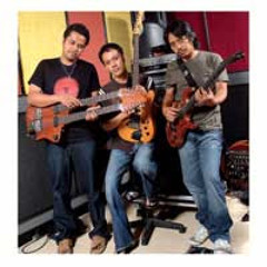 2011.02.19 - UNYIL - TRISUM LIVE RECORDING MIX SAMPLE - MASTERED - OUTRO 30s