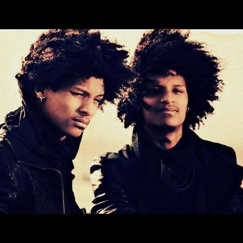 Victorious – Sasurai Goza Makura