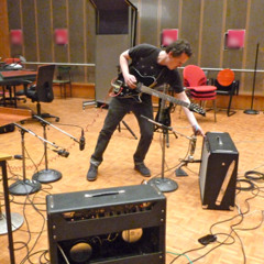 VALCAR PLAYS ISC LIVE FRANCE MUSIQUE