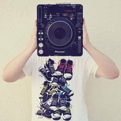 Leigh Brooks vs. Kamui - Exceed Three O 3 (Tesla System Mashup)