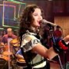 Ana Cañas - Carente Profissional