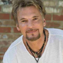 Kenny Loggins I'm Alright (Caddyshack) at Mountain Winery