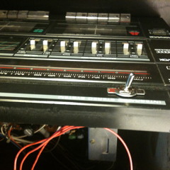 Kriss Kross Make You Jump Around