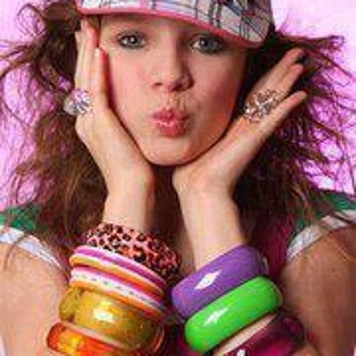 ريهام عبد الحكيم -- عاشق سارح في الملكوت