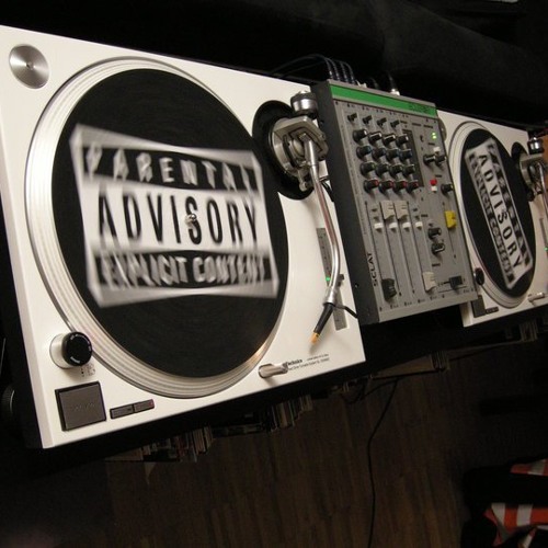 Dj freebase cheesy makina mix 2012
