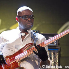 MICRO MAG SUR ETIENNE MBAPPE PAR BONAS