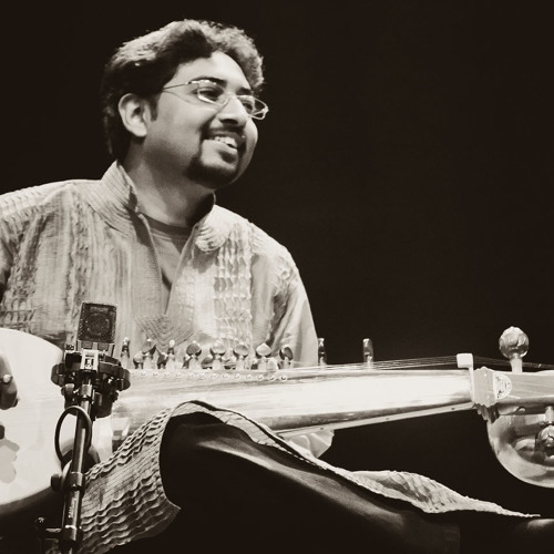 Abhisek Lahiri (Sarod) Live in France- rag: Yaman (teental)