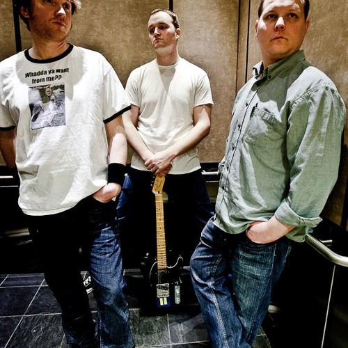 Stream Don't Leave Me in the Dark by Sorta Ultra | Listen online for