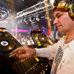 DJ EEVEE's House Mix March 2012