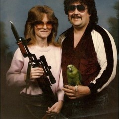 MOEM  -  Me, my wife and Rambo, our killer-parrot on vacation in Europe
