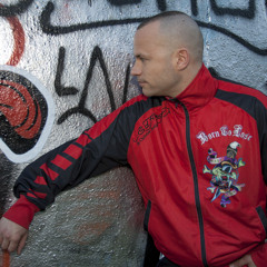 DEEJAY T-TY U.K HARDCORE 2012 by feat sarah