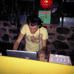 pipers on the dance floor [DJ mix]