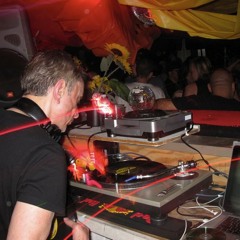 STEVE FABUS LIVE AT HONEY SOUNDSYSTEM