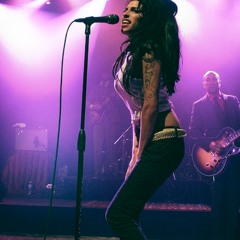 Amy Winehouse - Addicted (Live Audio - Berlin 2007)