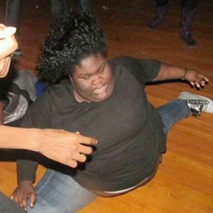 Watch Out For The Big Girl Feat. Stunna & Status