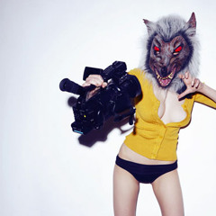 Howl and Moan- Slinky Sexy