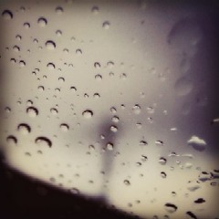 JacM & Zoë Phillips - Rainy Thoughts