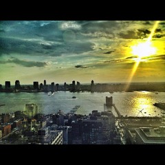 Chilln Back / Young Mak Lenox